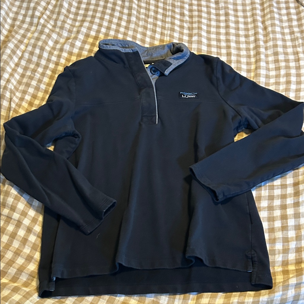 L.L. Bean Dark Blue Buttoned Collar Shirt